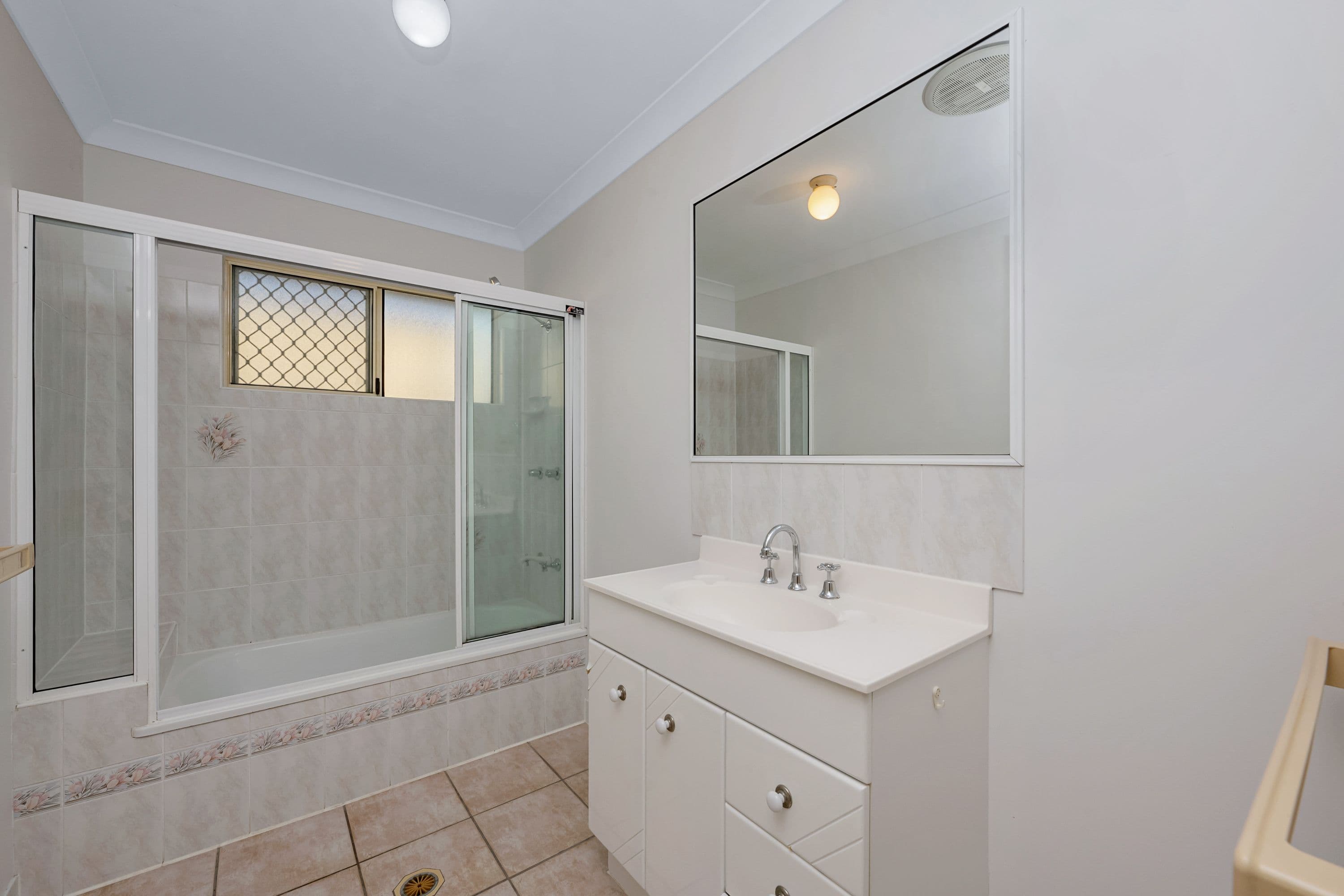 14 Glebe Place, Kirwan QLD 4817, Kirwan - Thumbnail 5