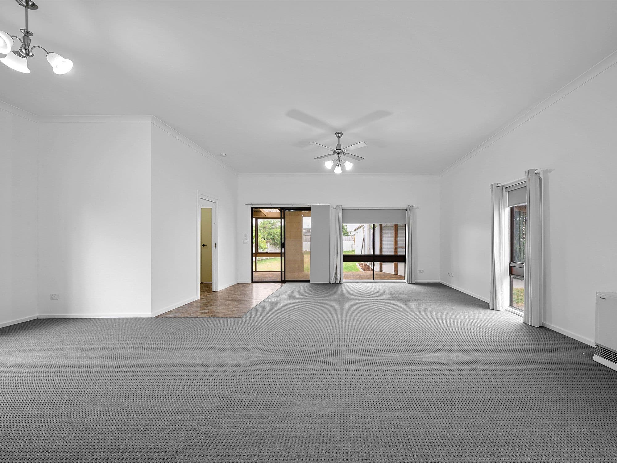 33 Miller Street, Colac VIC 3250, Colac - Thumbnail 2