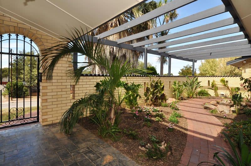 8 St Helena Street, FLAGSTAFF HILL SA 5159, Flagstaff Hill - Thumbnail 3