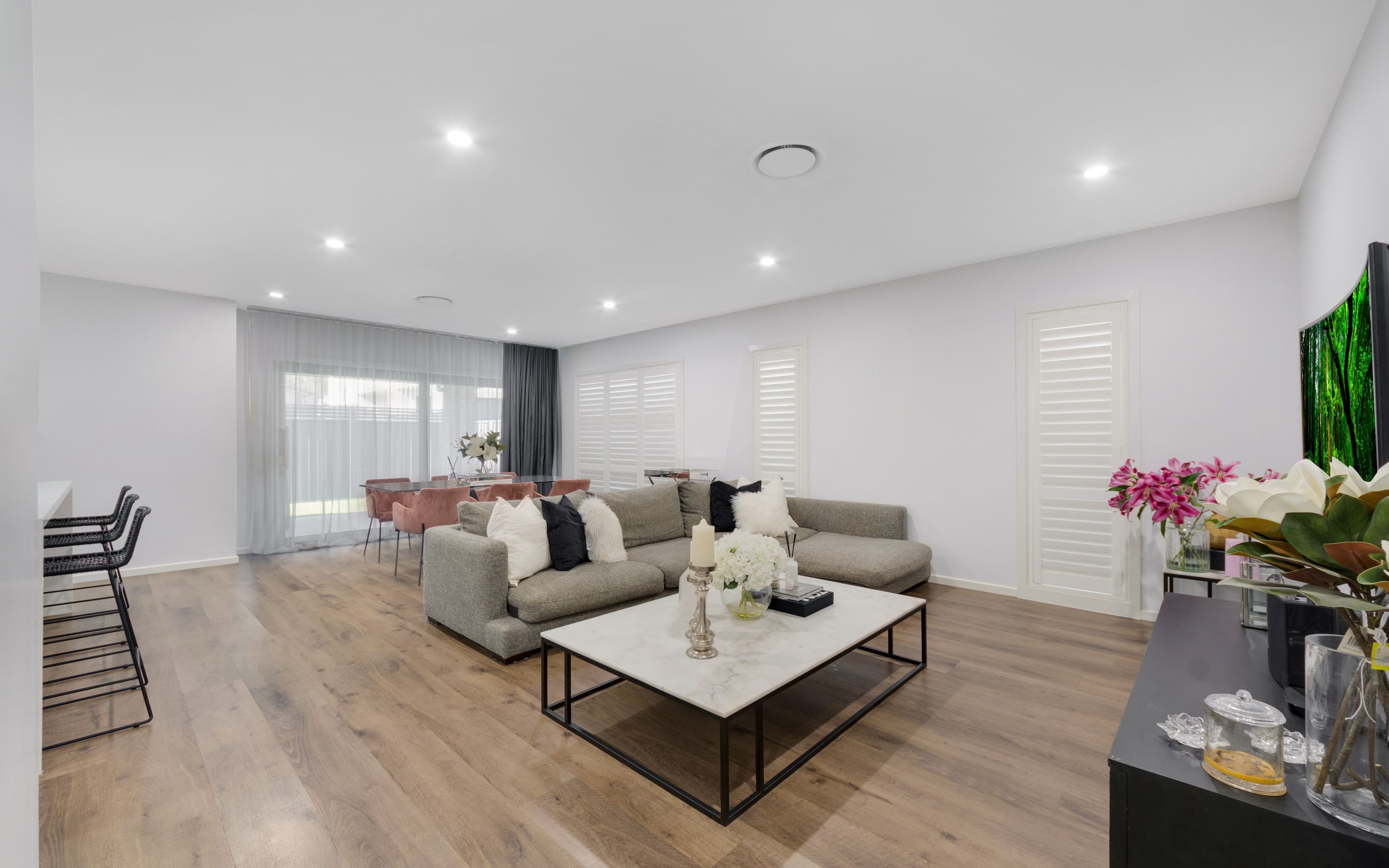 1252 Leggetts Drive, Mount Vincent, Denham Court - Thumbnail 4