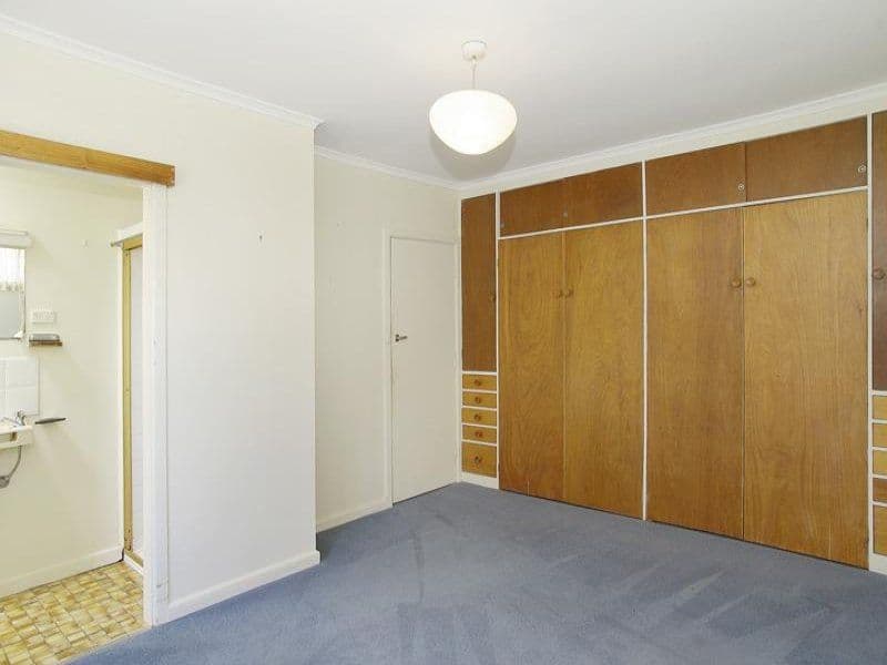 110 South Valley Road, HIGHTON VIC 3216, Highton - Thumbnail 6