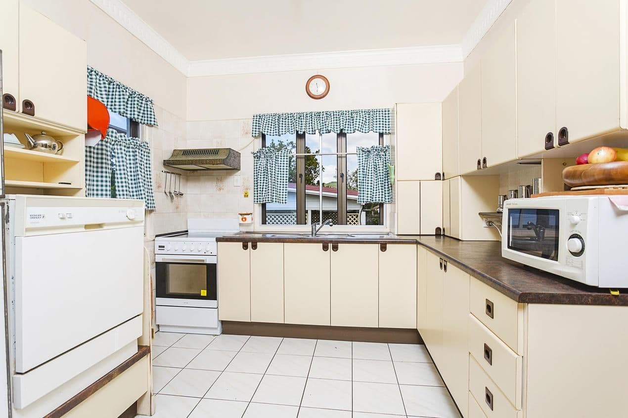 43 Brisbane Avenue, Camp Hill QLD 4152, Camp Hill - Thumbnail 8