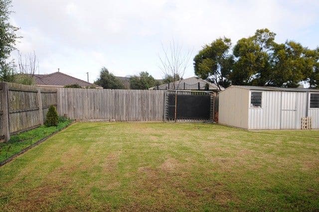 11 Honeysuckle Place, HOPPERS CROSSING VIC 3029, Hoppers Crossing - Thumbnail 8