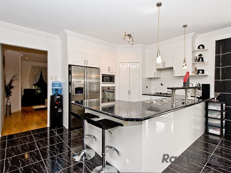 48 Allira Crescent, CARSELDINE QLD 4034, Carseldine - Thumbnail 4