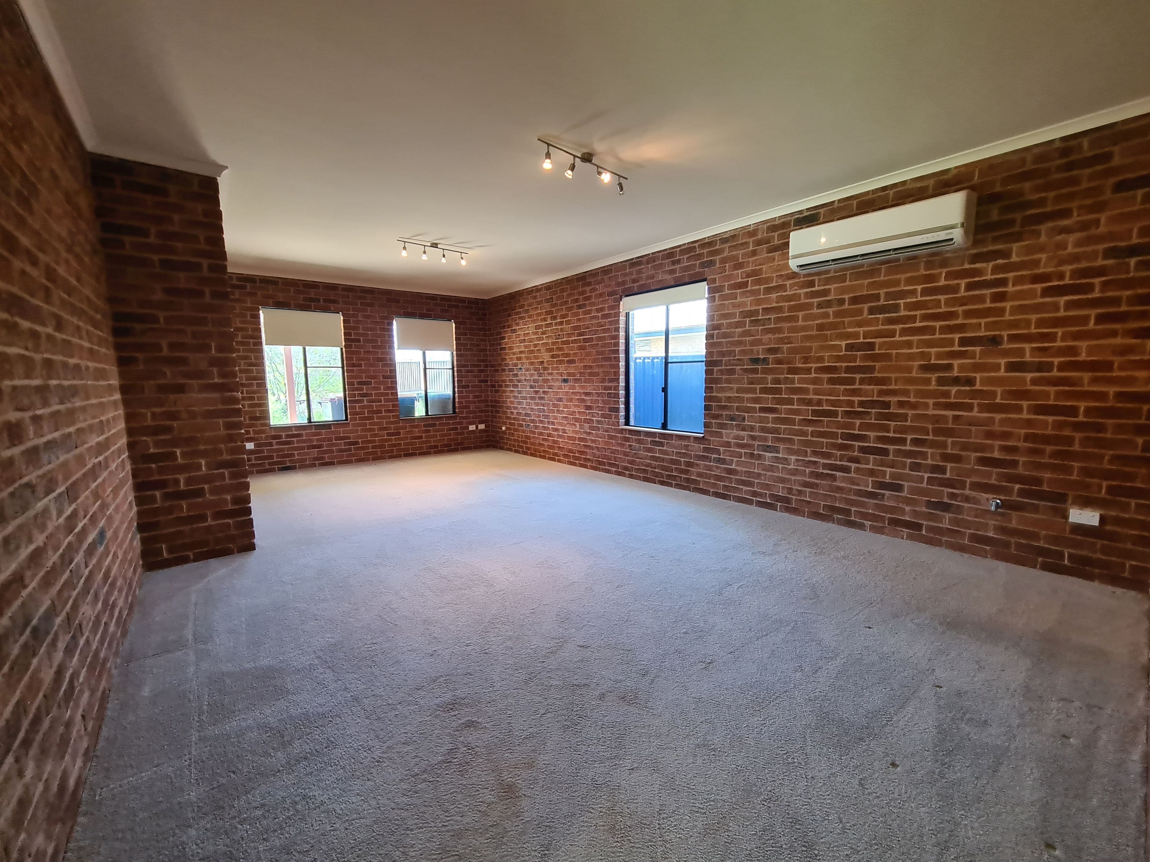 9 Randall Place, Condobolin NSW 2877, Condobolin - Thumbnail 4
