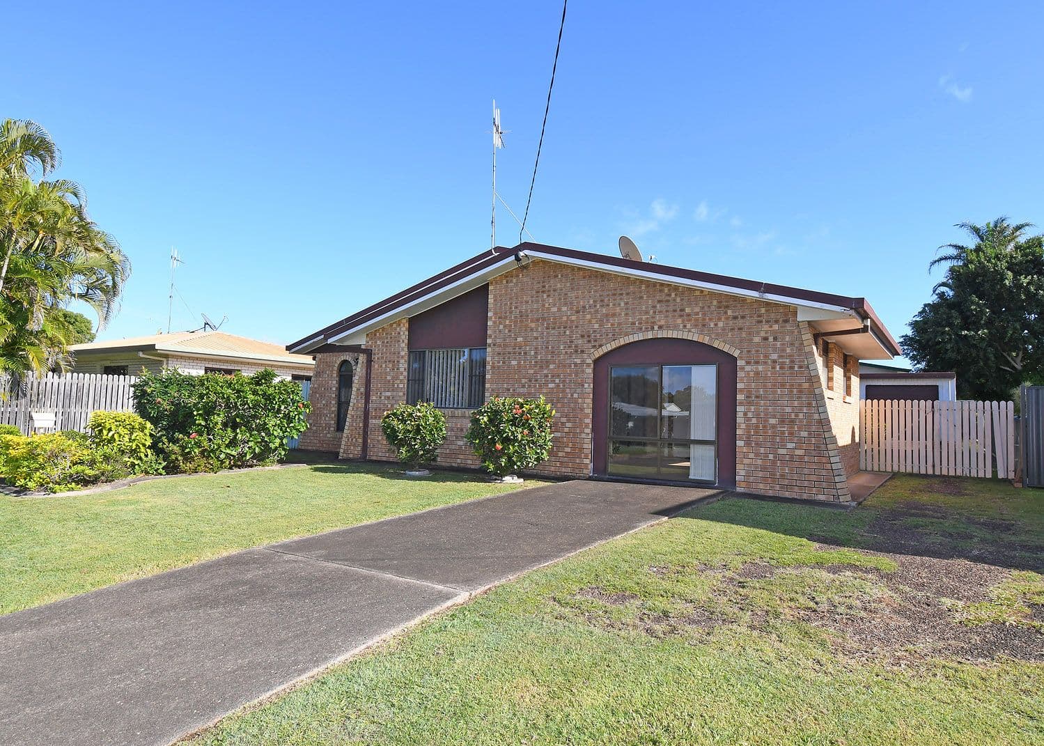 10 Caringa Street, Maryborough QLD 4650, Maryborough - Thumbnail 2