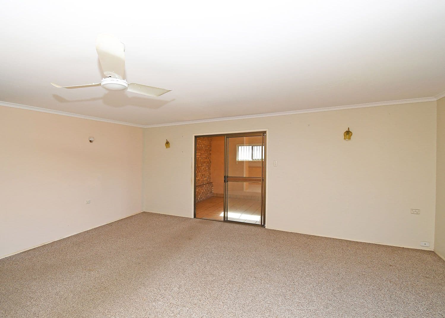 10 Caringa Street, Maryborough QLD 4650, Maryborough - Thumbnail 7