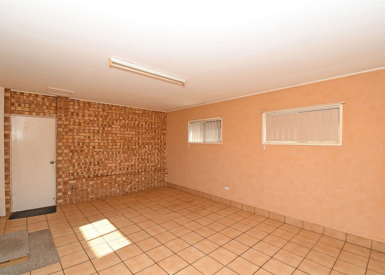 10 Caringa Street, Maryborough QLD 4650, Maryborough - Thumbnail 8