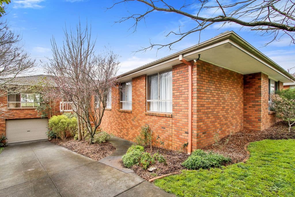 30 Crown Point Ridge, Chirnside Park VIC 3116, Chirnside Park - Thumbnail 2