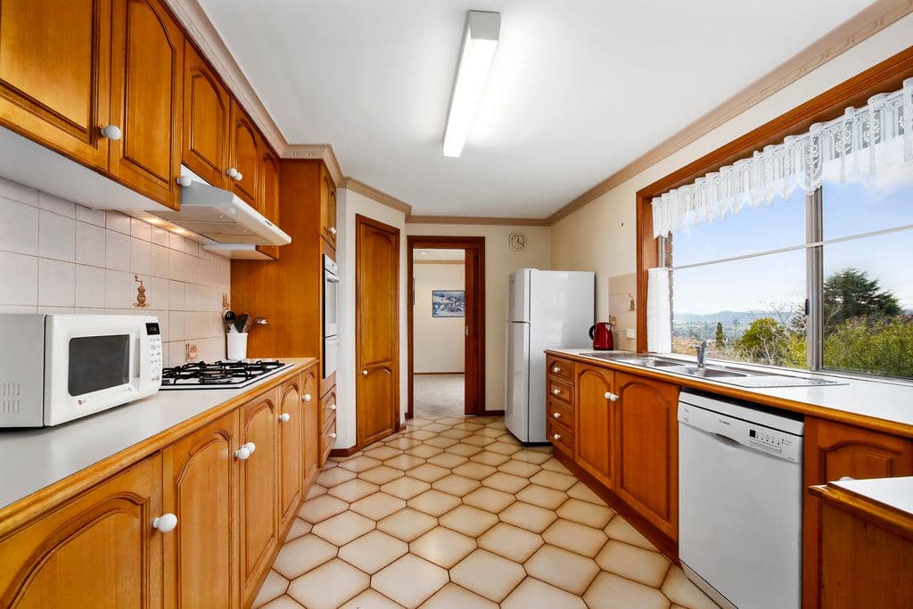 30 Crown Point Ridge, Chirnside Park VIC 3116, Chirnside Park - Thumbnail 5