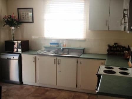 21 Howe Street, SEYMOUR VIC 3660, Seymour - Thumbnail 3
