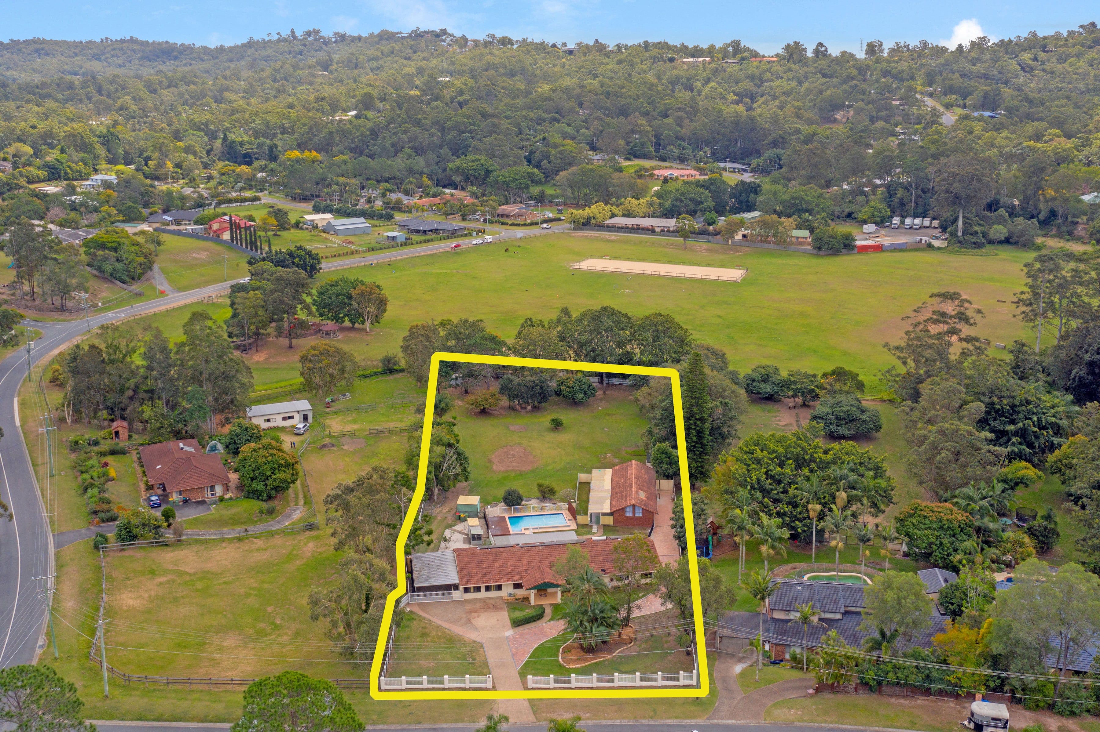 4 Tom Latimer Court, Worongary QLD 4213, Worongary - Thumbnail 3
