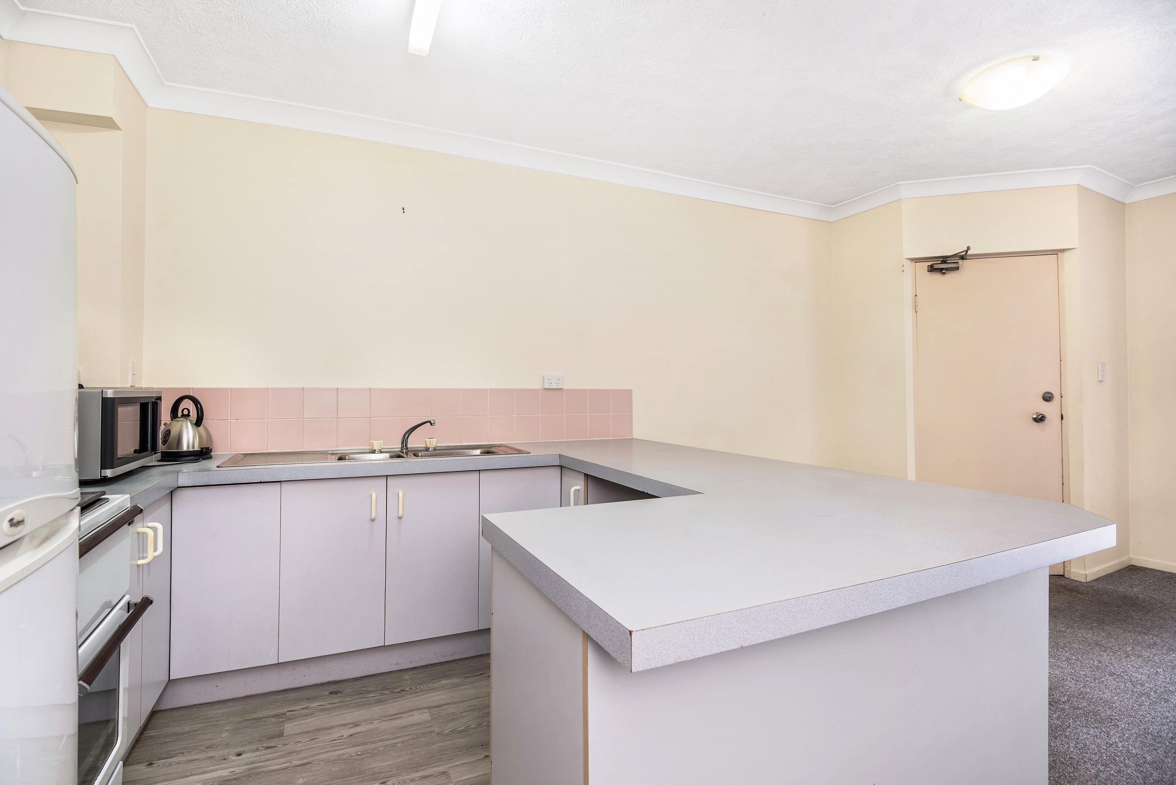 14 Mawarra Street, Palm Beach QLD 4221, Palm Beach - Thumbnail 5