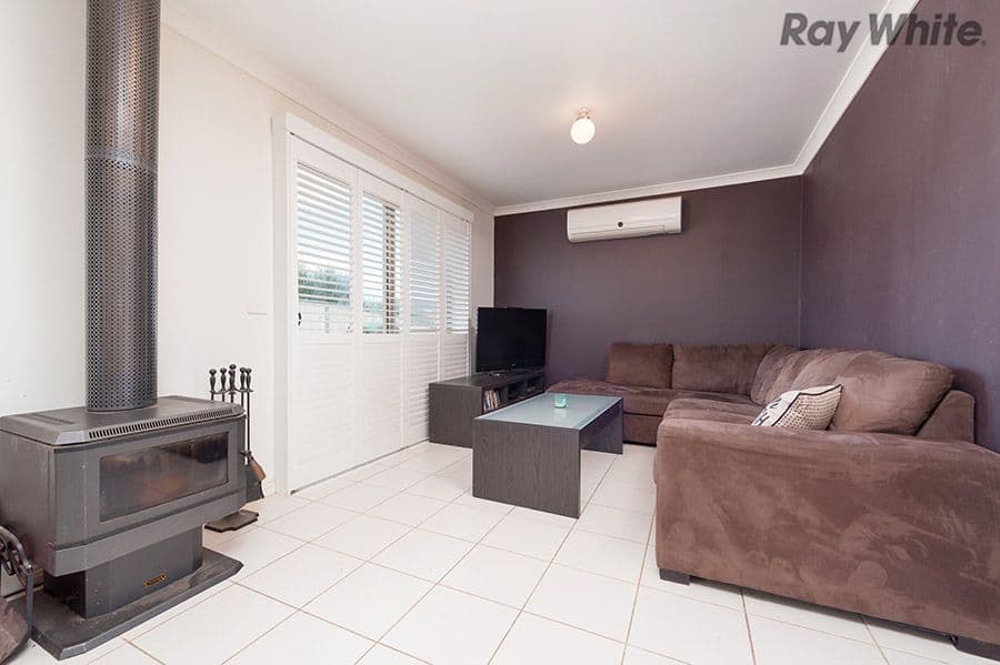 5 Lomandra Bowl, Melton West VIC 3337, Melton West - Thumbnail 3