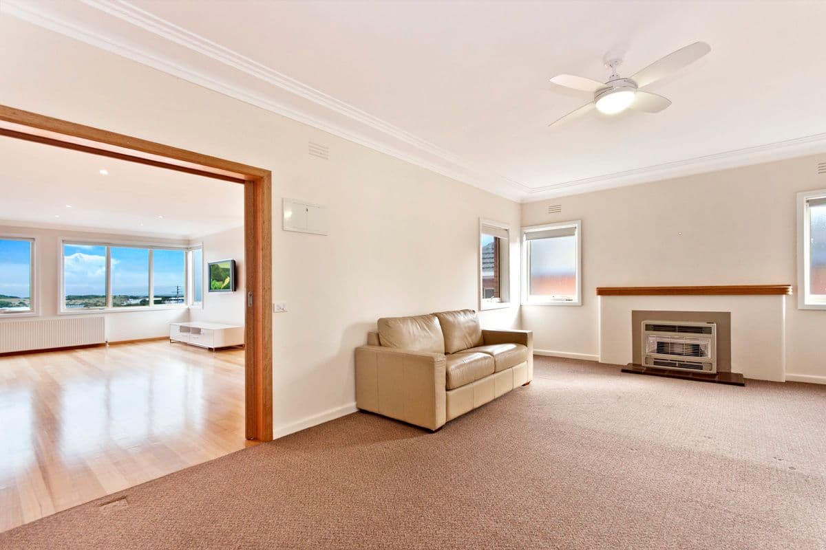 379 Raglan Parade, Warrnambool VIC 3280, Warrnambool - Thumbnail 4