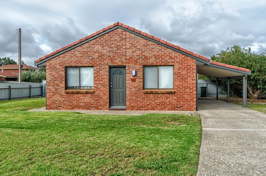 Units 1 2 Warrigal Road, Aldinga Beach SA 5173, Aldinga Beach - Thumbnail 2