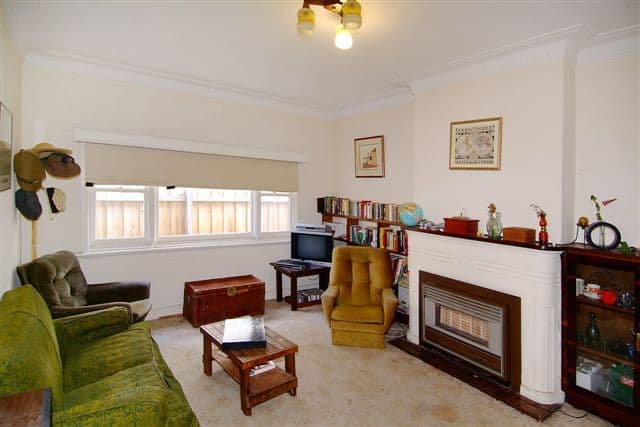 64 Beaconsfield Parade, NORTHCOTE VIC 3070, Northcote - Thumbnail 2
