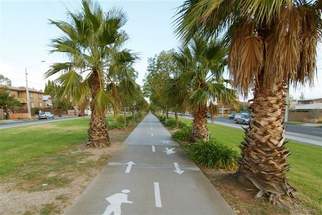 64 Beaconsfield Parade, NORTHCOTE VIC 3070, Northcote - Thumbnail 4
