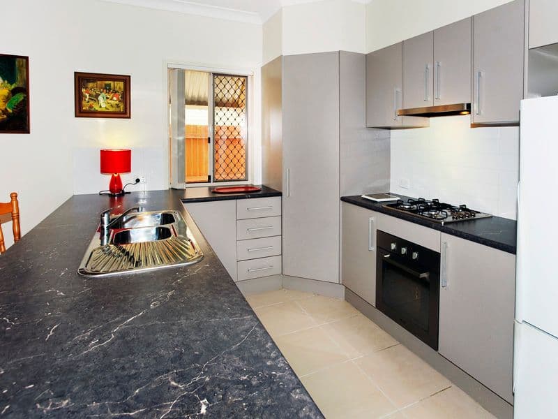 2 Chudleigh Street, REDCLIFFE QLD 4020, Redcliffe - Thumbnail 4