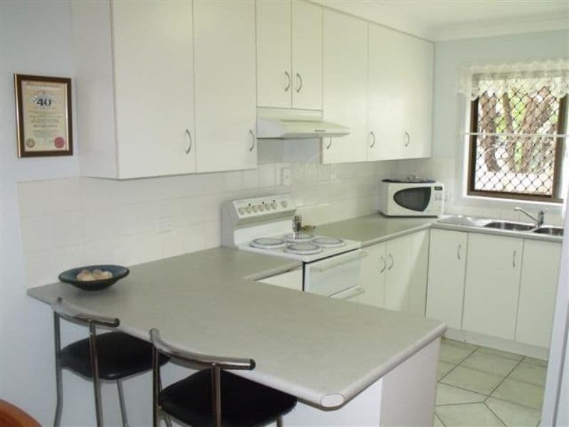 7 Nothling Street, GLADSTONE QLD 4680, Gladstone - Thumbnail 3