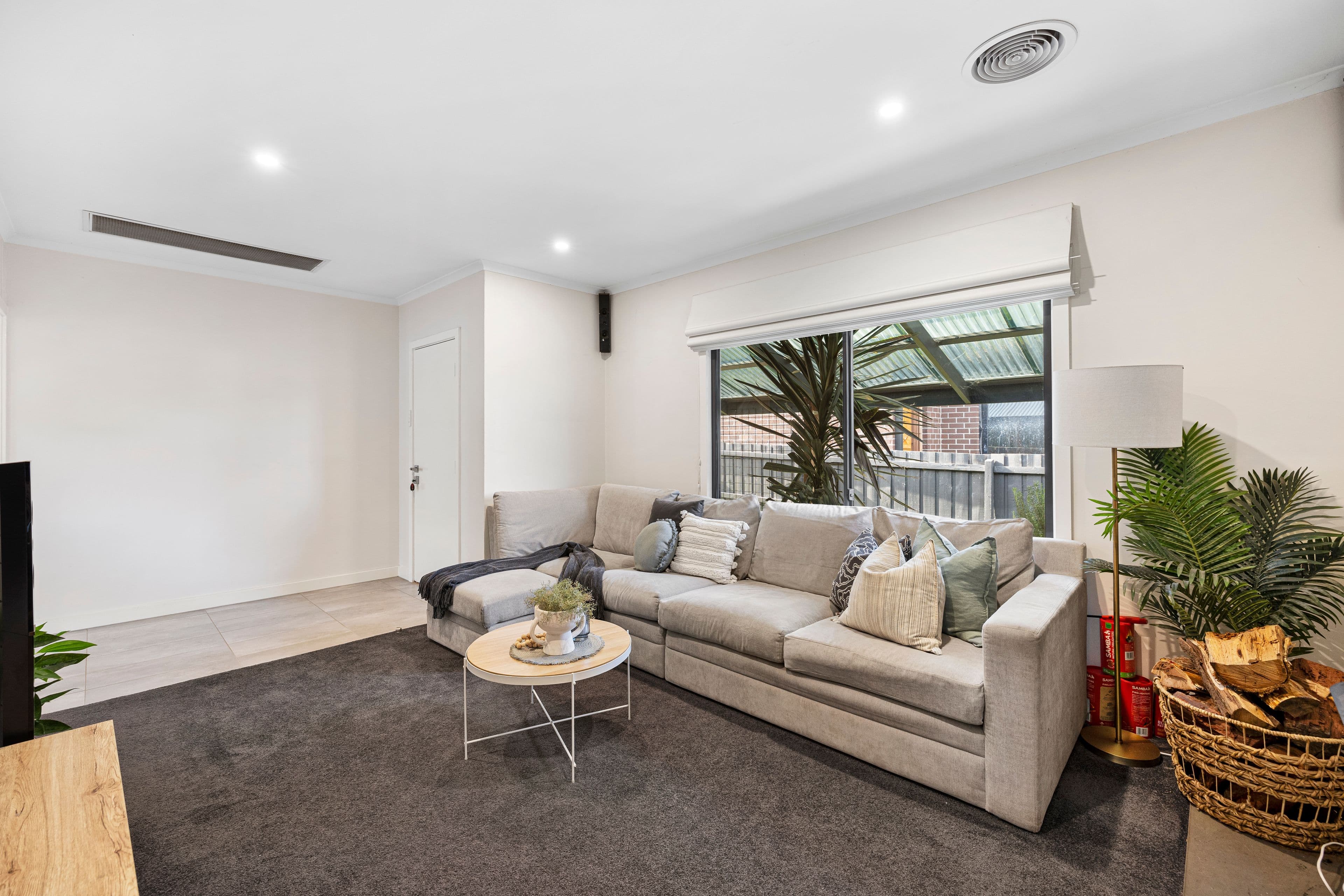 24 Deakin Crescent, Dandenong North VIC 3175, Dandenong North - Thumbnail 3