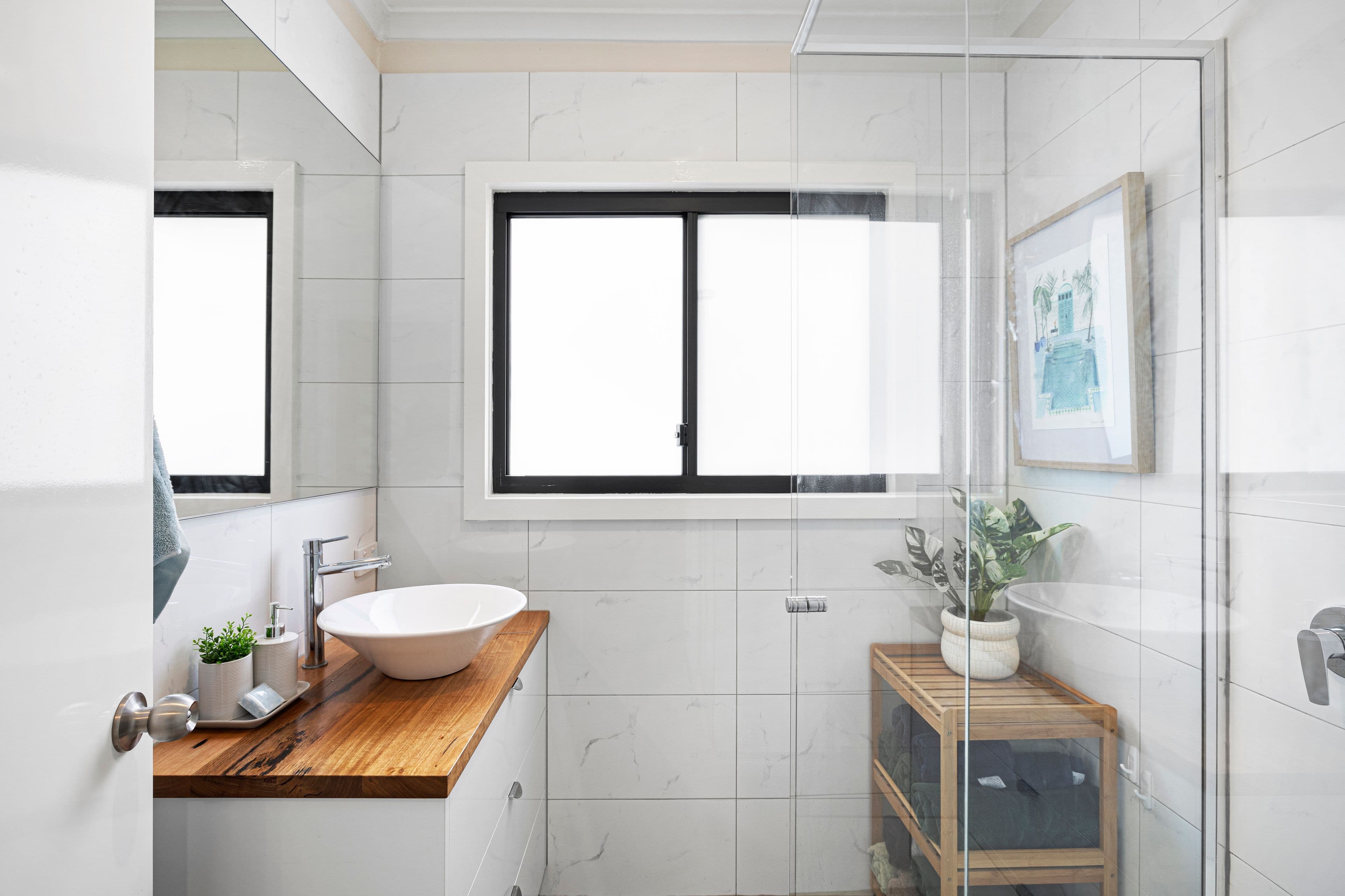 24 Deakin Crescent, Dandenong North VIC 3175, Dandenong North - Thumbnail 8