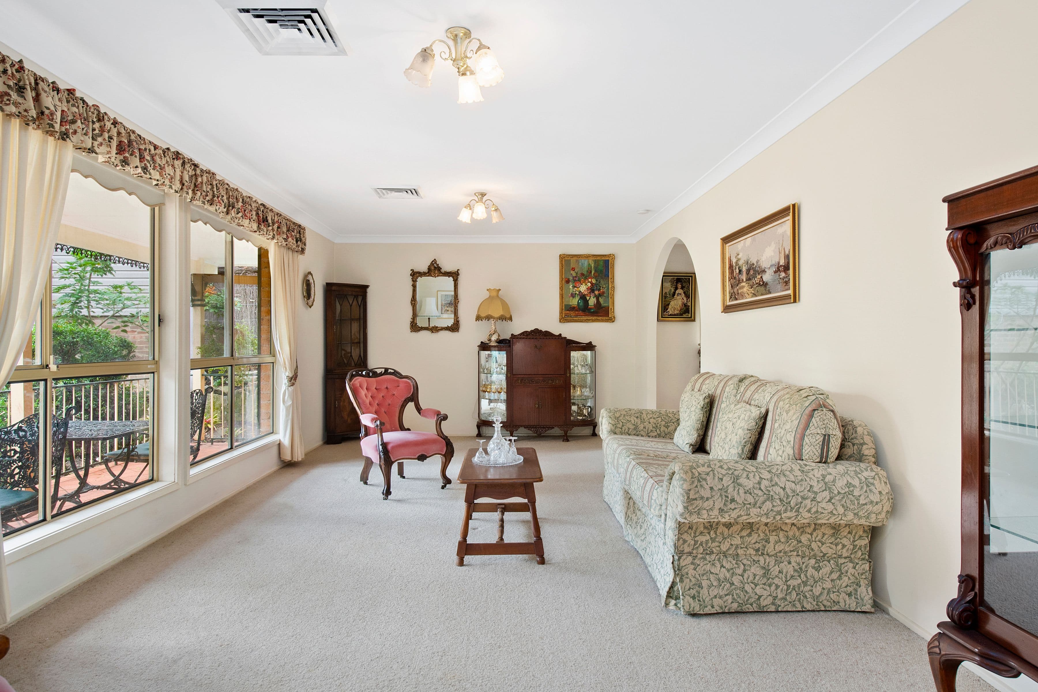 1 Blantyre Close, Thornleigh NSW 2120, Thornleigh - Thumbnail 2