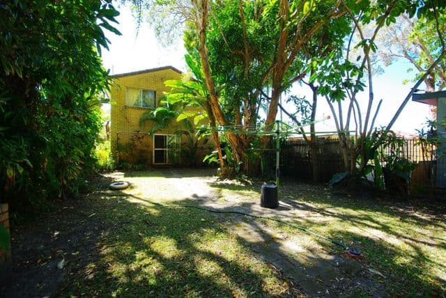 8 Paradise Avenue, MIAMI QLD 4220, Miami - Thumbnail 3