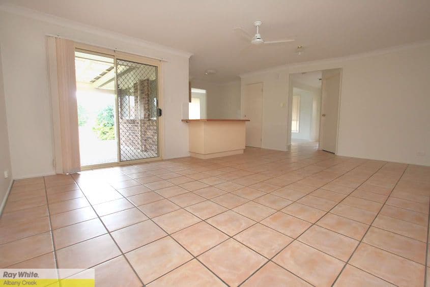 2 Tallebudgera Crescent, ALBANY CREEK QLD 4035, Albany Creek - Thumbnail 4