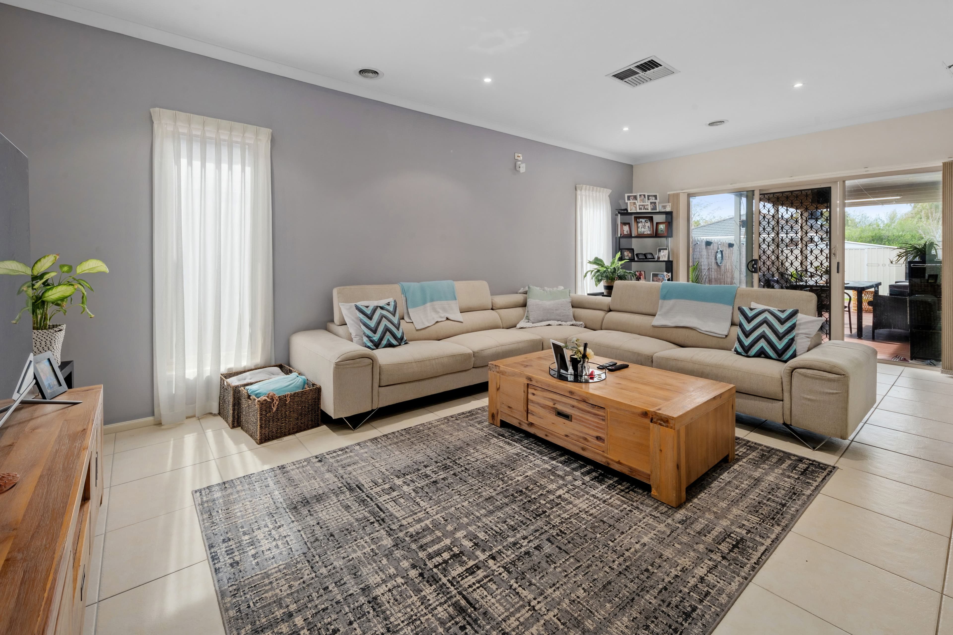 102 Redding Rise, Epping VIC 3076, Epping - Thumbnail 3