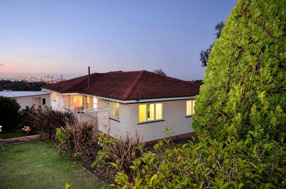 38  Dagmar Street, HOLLAND PARK WEST QLD 4121, Holland Park West - Thumbnail 3