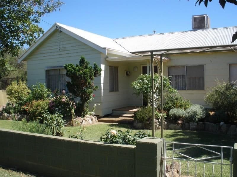 8 Doyle Street, ROCHESTER VIC 3561, Rochester - Image 1
