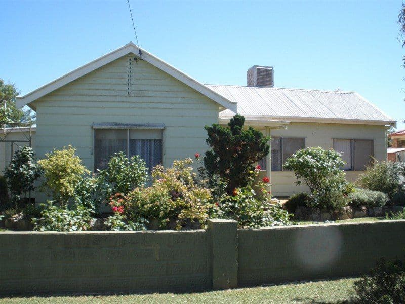 8 Doyle Street, ROCHESTER VIC 3561, Rochester - Thumbnail 2