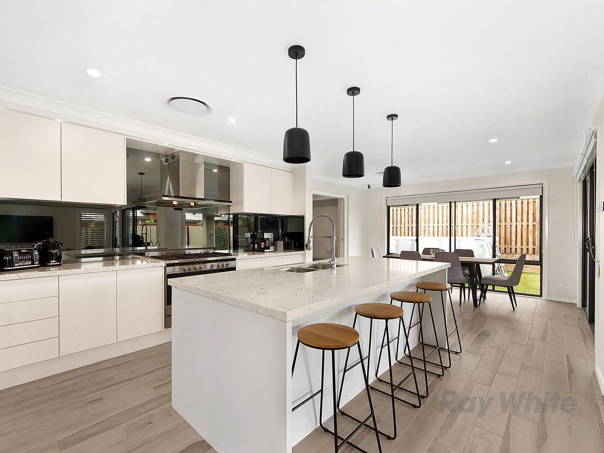 92 Lindeman Circuit, Pimpama QLD 4209, Pimpama - Thumbnail 3