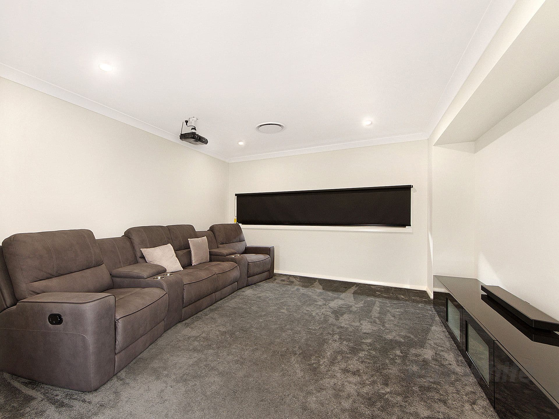 92 Lindeman Circuit, Pimpama QLD 4209, Pimpama - Thumbnail 5