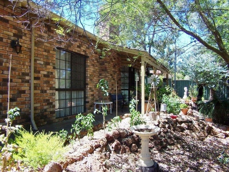 11 Orana Street, LESMURDIE WA 6076, Lesmurdie - Thumbnail 2
