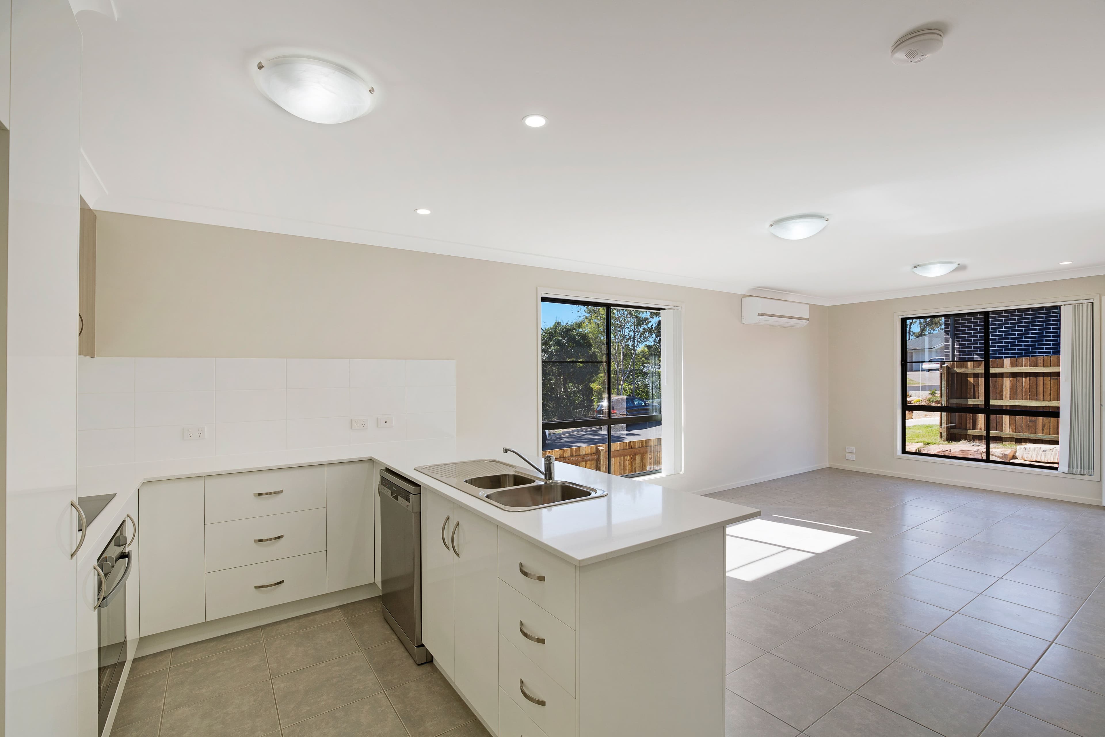 9 Adelaide Street, Cranley QLD 4350, Cranley - Thumbnail 5