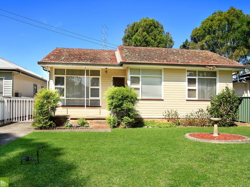 8 The Boulevard, OAK FLATS NSW 2529, Oak Flats - Image 1