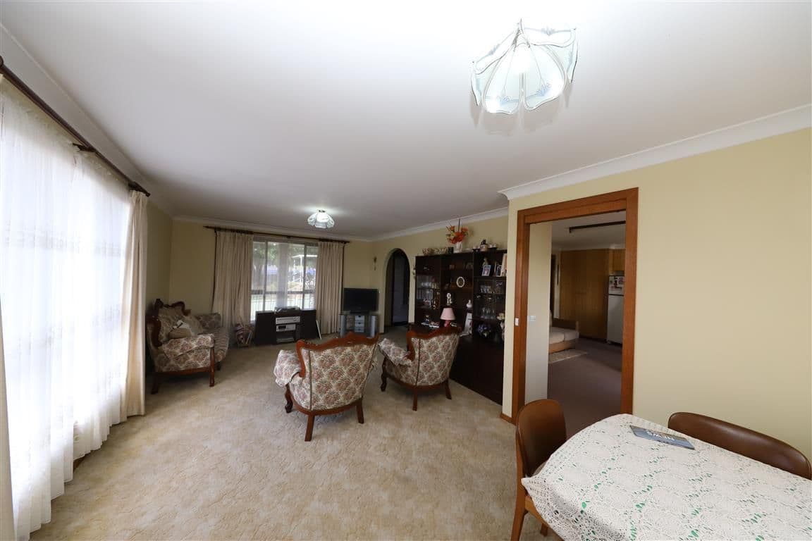 13 Mangaroo Avenue, Tumut NSW 2720, Tumut - Thumbnail 4
