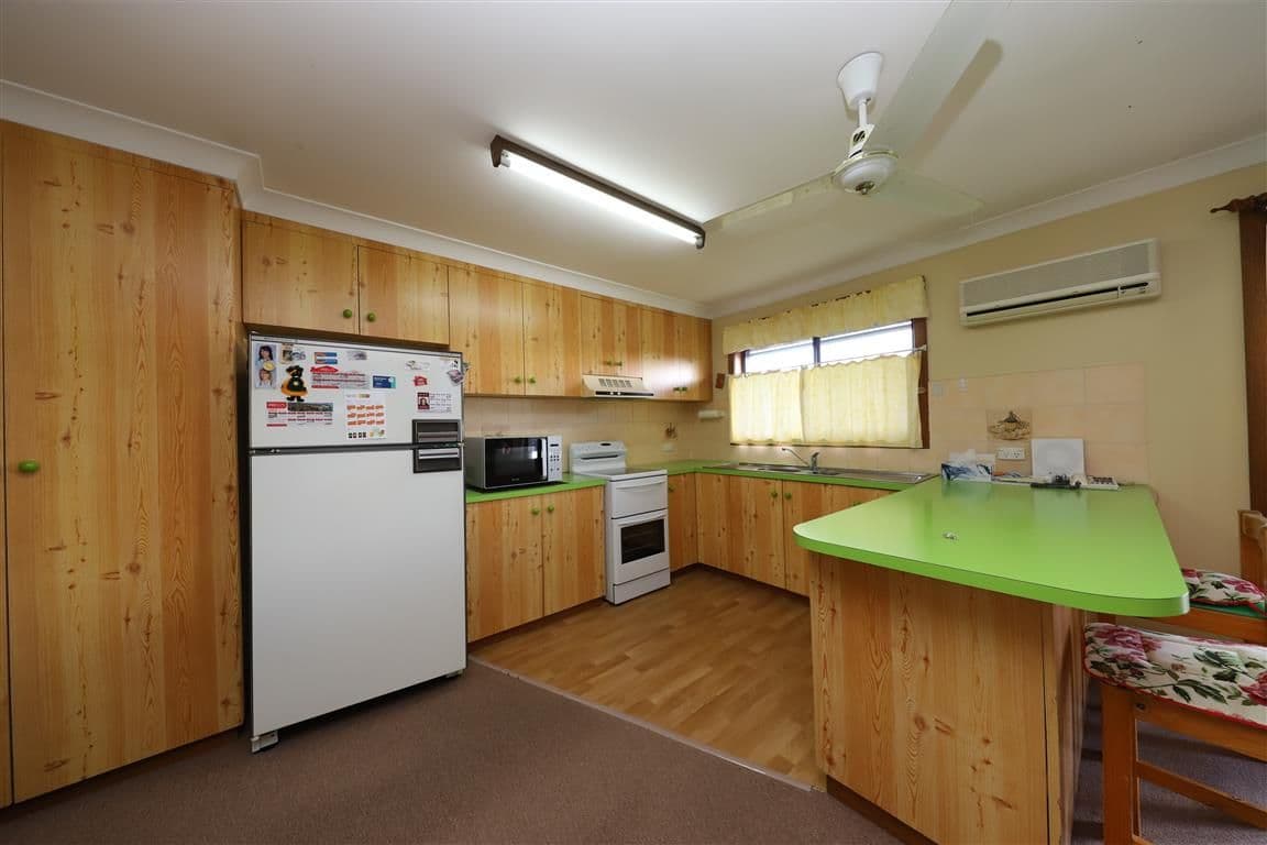 13 Mangaroo Avenue, Tumut NSW 2720, Tumut - Thumbnail 5