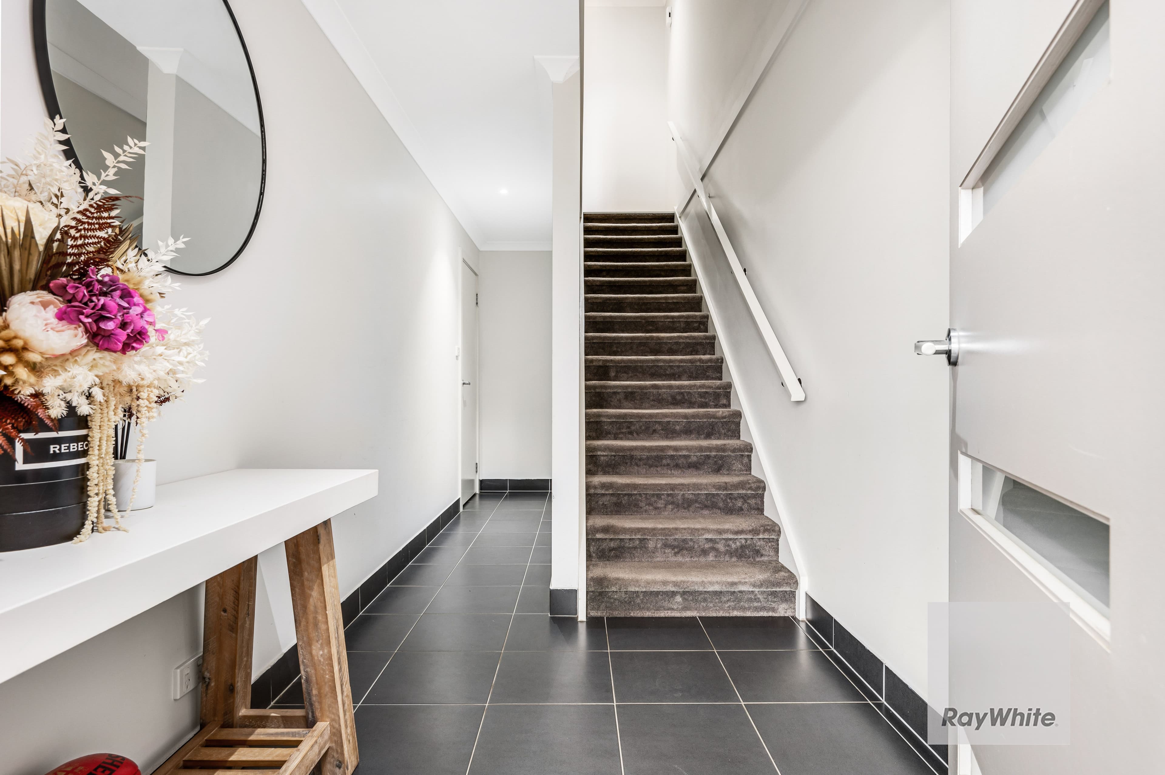 9 Duranta Drive, Gowanbrae VIC 3043, Gowanbrae - Thumbnail 2