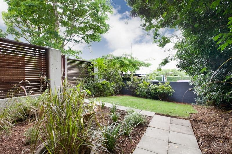 121 Oxlade Drive, NEW FARM QLD 4005, New Farm - Image 1