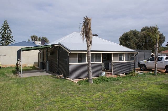 3 Church Street, DONGARA WA 6525, Dongara - Image 1