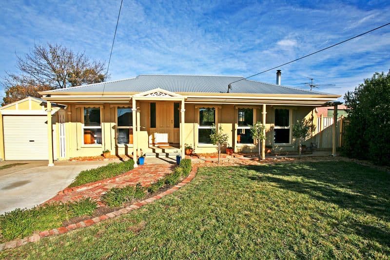 5 Merinda Court, GROVEDALE VIC 3216, Grovedale - Image 1