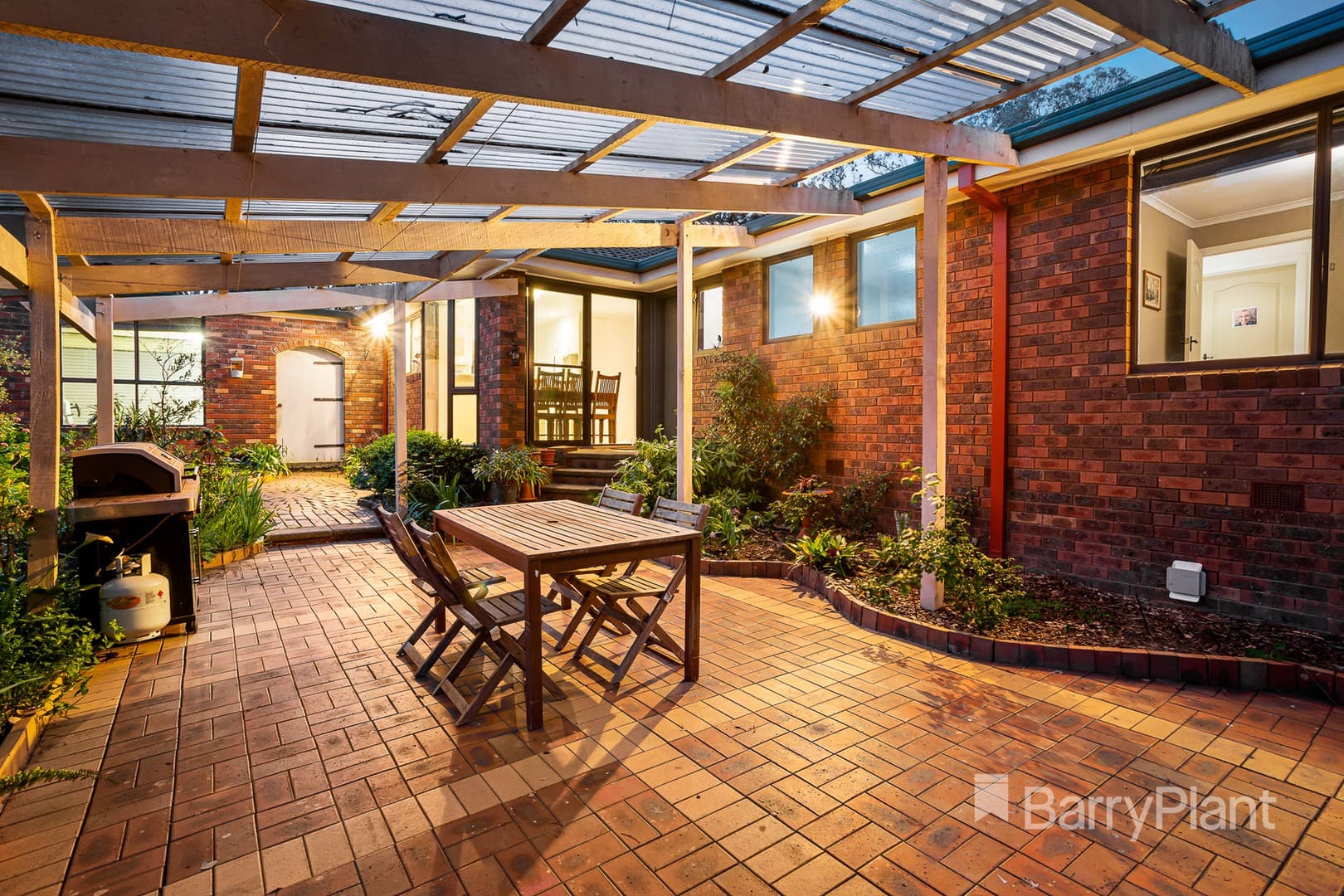 16 Nundah Drive, Eltham, VIC 3095, Eltham - Thumbnail 7