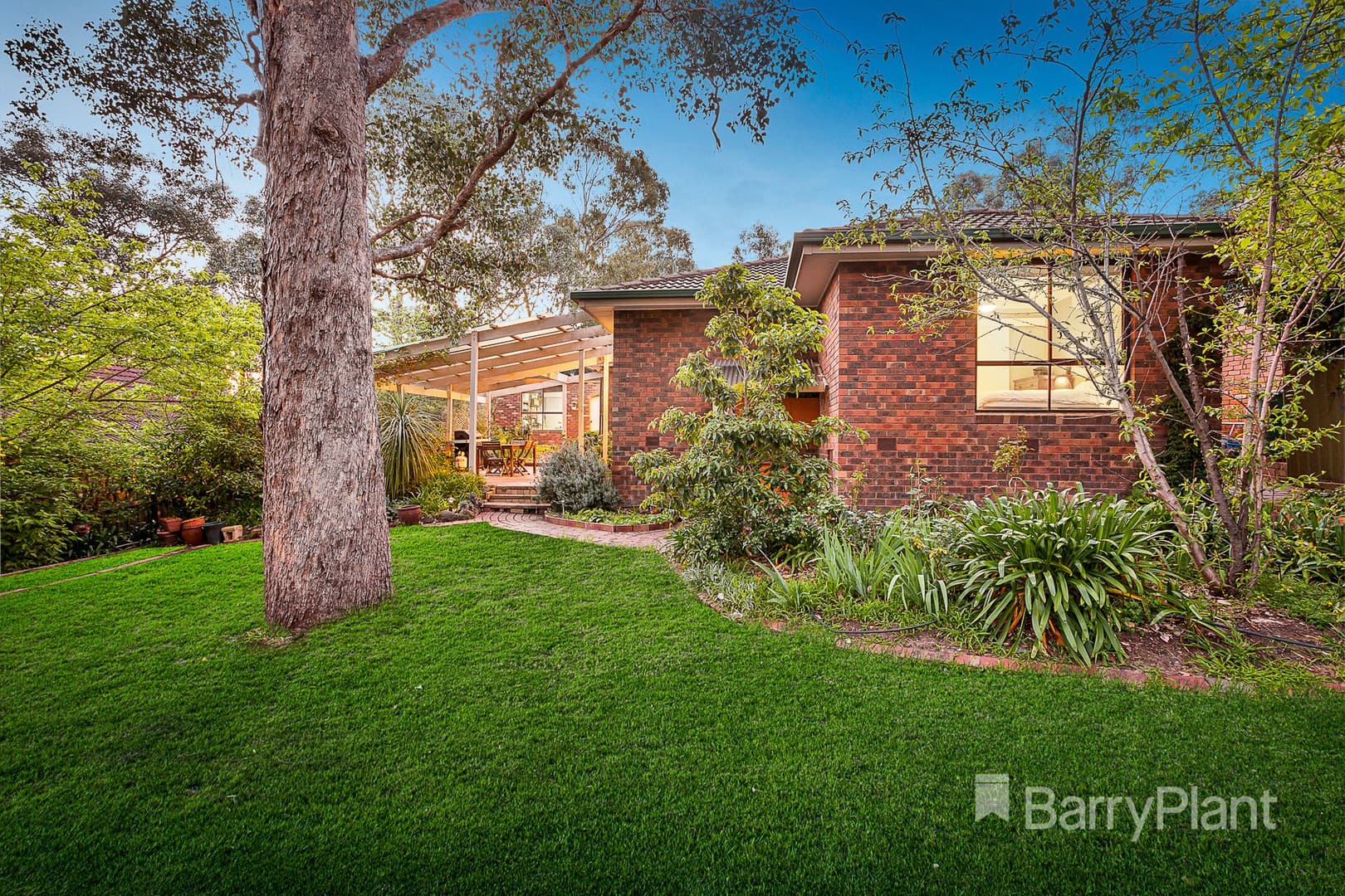 16 Nundah Drive, Eltham, VIC 3095, Eltham - Thumbnail 8