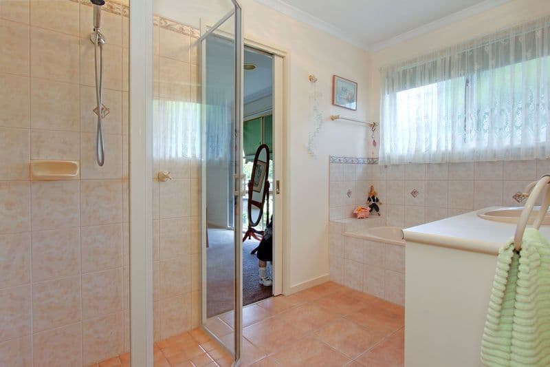2A Kennington Road, ROSEBUD VIC 3939, Rosebud - Thumbnail 6