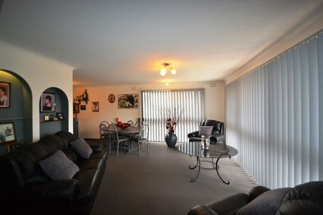 24 Priestley Crescent, SEYMOUR VIC 3660, Seymour - Thumbnail 3