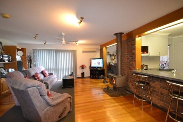 24 Priestley Crescent, SEYMOUR VIC 3660, Seymour - Thumbnail 4