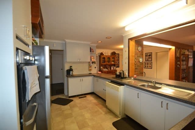 24 Priestley Crescent, SEYMOUR VIC 3660, Seymour - Thumbnail 6